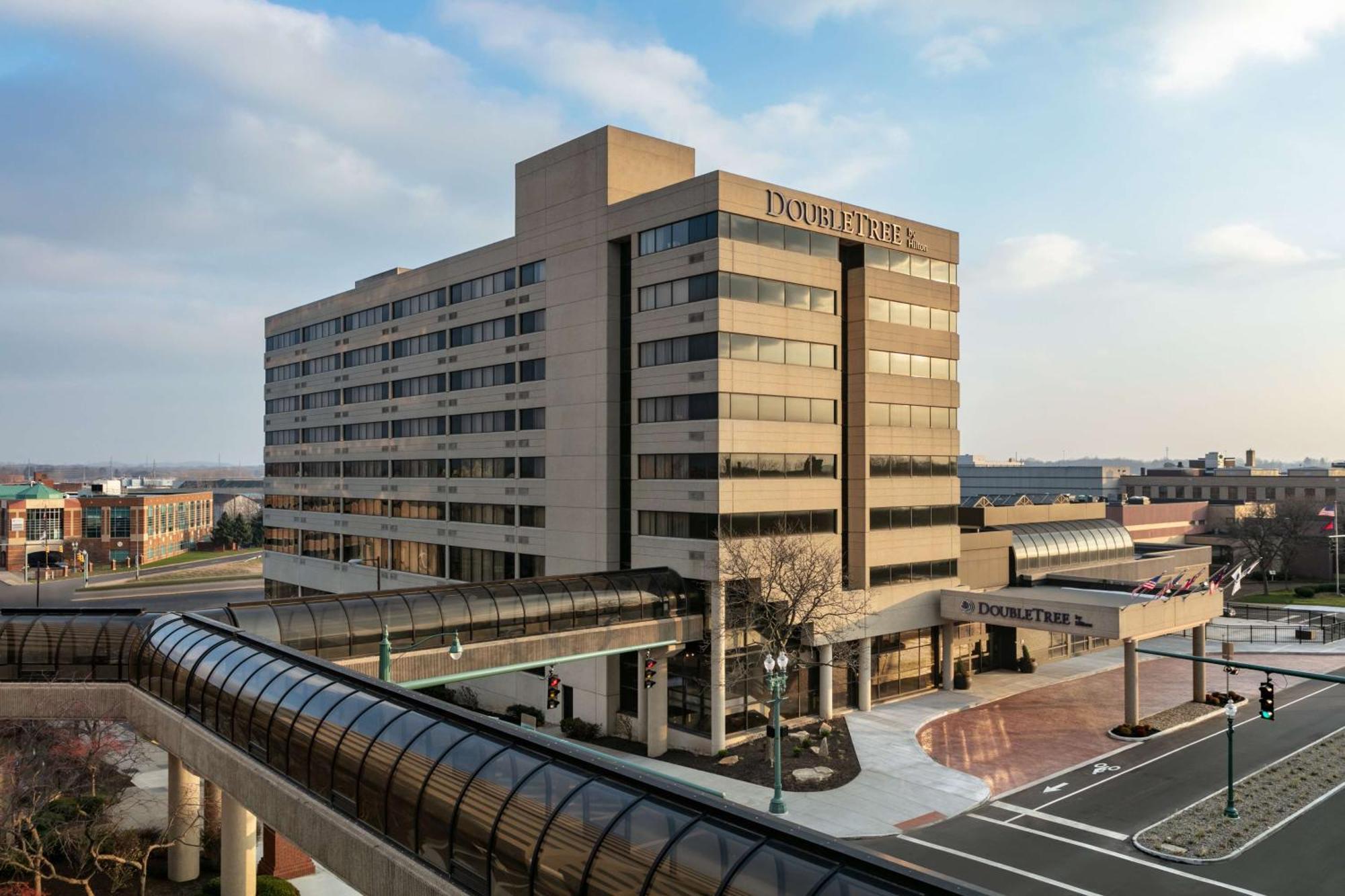 Doubletree By Hilton Canton Downtown Exterior foto